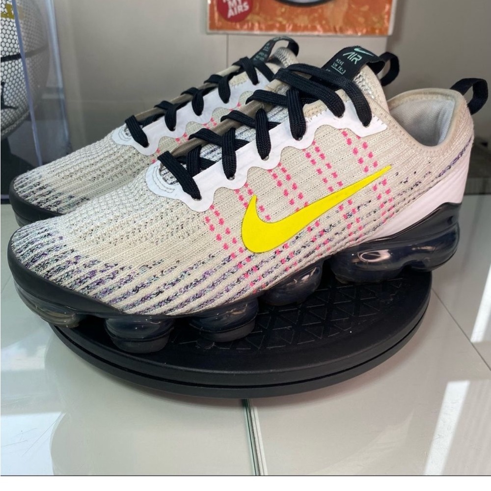 🔁 Nike	Air VaporMax Flyknit 3 GS 'White Dynamic Yellow' - Womens 8.5